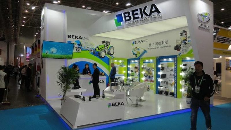 目前市场上常见的展览展示板材主要有以下几种：